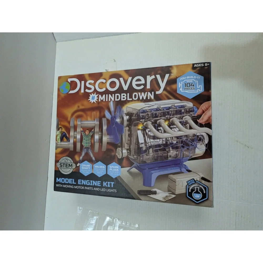 Discovery Mindblown Model Engine Kit DIY 4-Cylinder STEM Toy 104 Pieces 2018